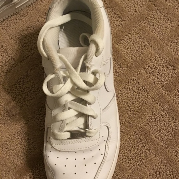 Nike Airforce 1 - Picture 2 of 7